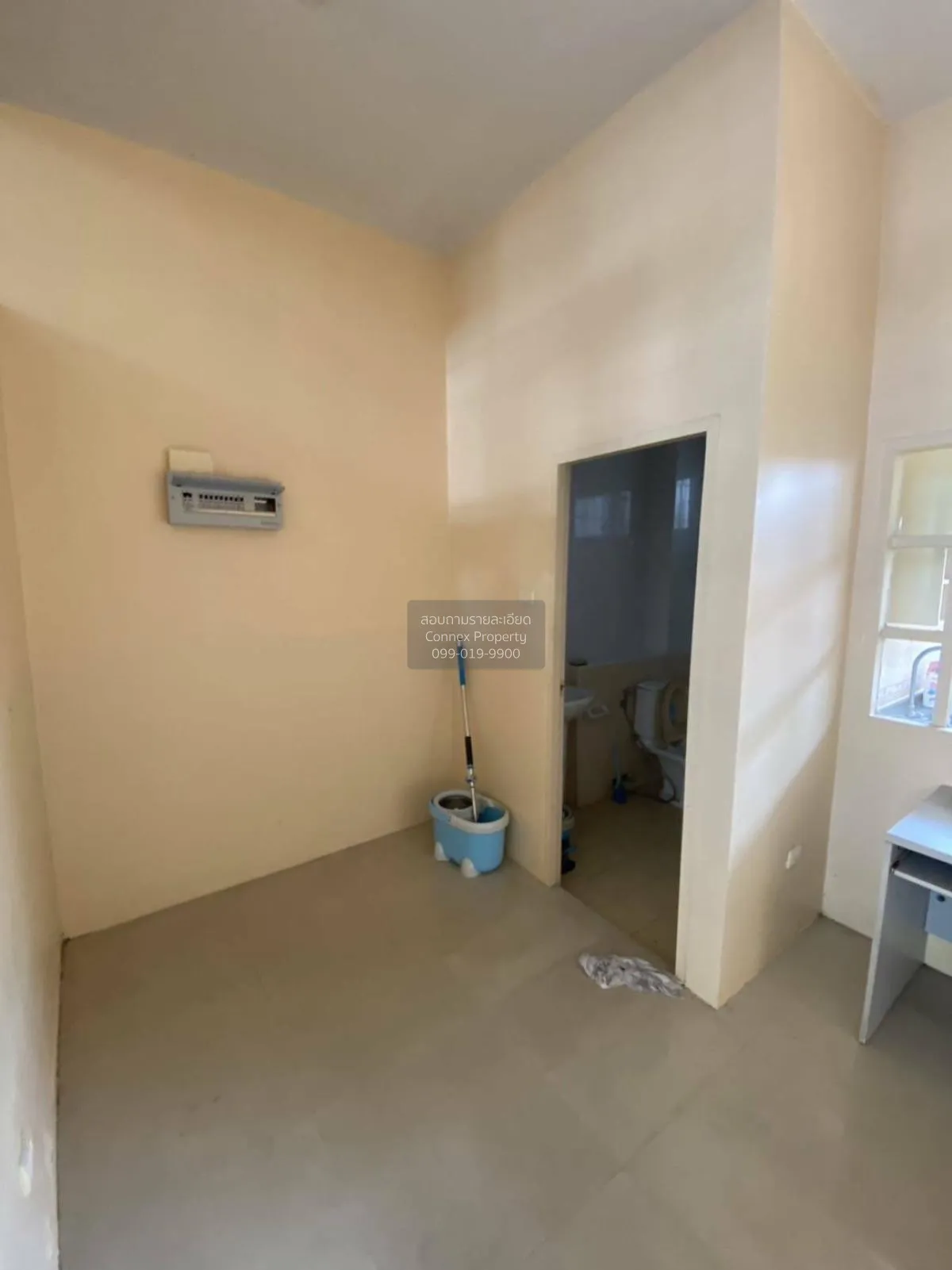 For Sale Townhouse/Townhome  , Able Land , Mahasawat , Bang Kruai