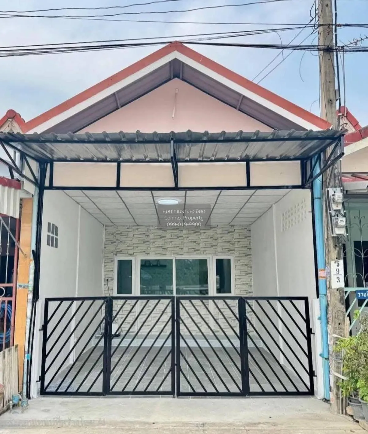 ขายทาวน์เฮ้าส์/ทาวน์โฮม  บ้านดีดีโฮม ซอยกระทิงแดง รีโนเวทใหม่ ในค 1