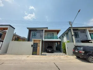 For Sale House , The Bright Amata Nakorn , corner unit , wide frontage , Don Hua Lo , Mueang Chon Buri , Chon Buri , CX-118268