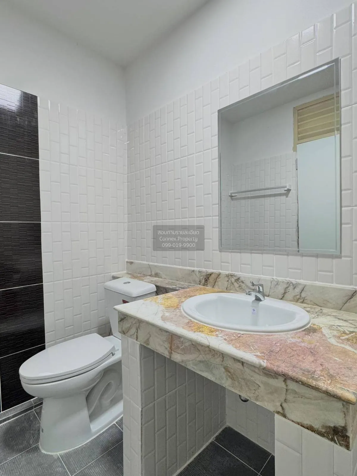 For Sale Townhouse/Townhome  , Baan Piyawararom 1 , Bang Bua Thon