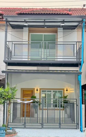 ขายทาวน์เฮ้าส์/ทาวน์โฮม  บ้านปิยวรารมย์ 1 บางบัวทอง บางบัวทอง นนทบุรี CX-118288