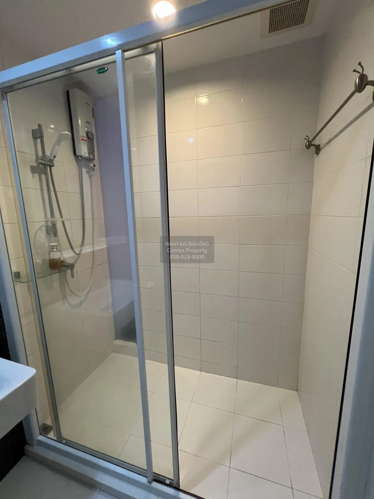 For Rent Condo , The Key Phahonyothin , corner unit , BTS-Sena Ni