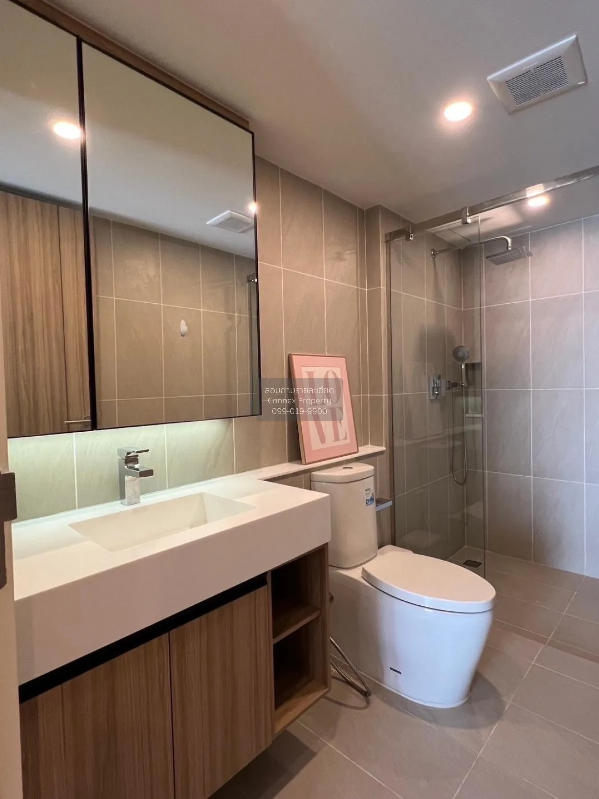 เช่าคอนโด  ณ วรา เรสซิเดนซ์ BTS-ชิดลม ลุมพินี เขต ปทุมวัน กรุงเทพ