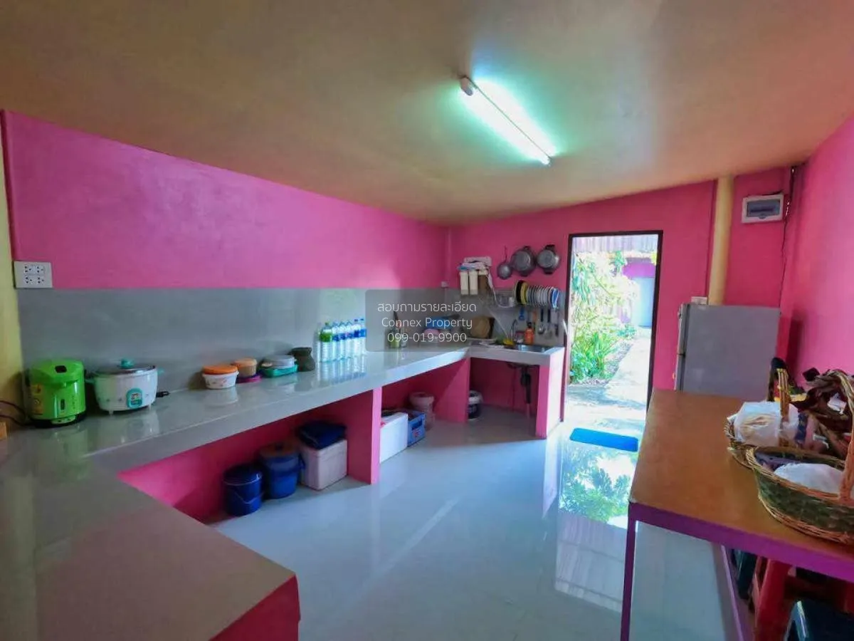 For Sale Land with buildings  size 1.76 rai Sai Kong Din , Khlong