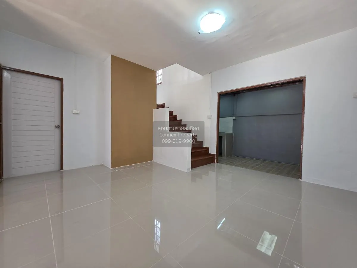 ขายทาวน์เฮ้าส์/ทาวน์โฮม  บ้านพฤกษา 8 รีโนเวทใหม่ ลานตากฟ้า นครชัย