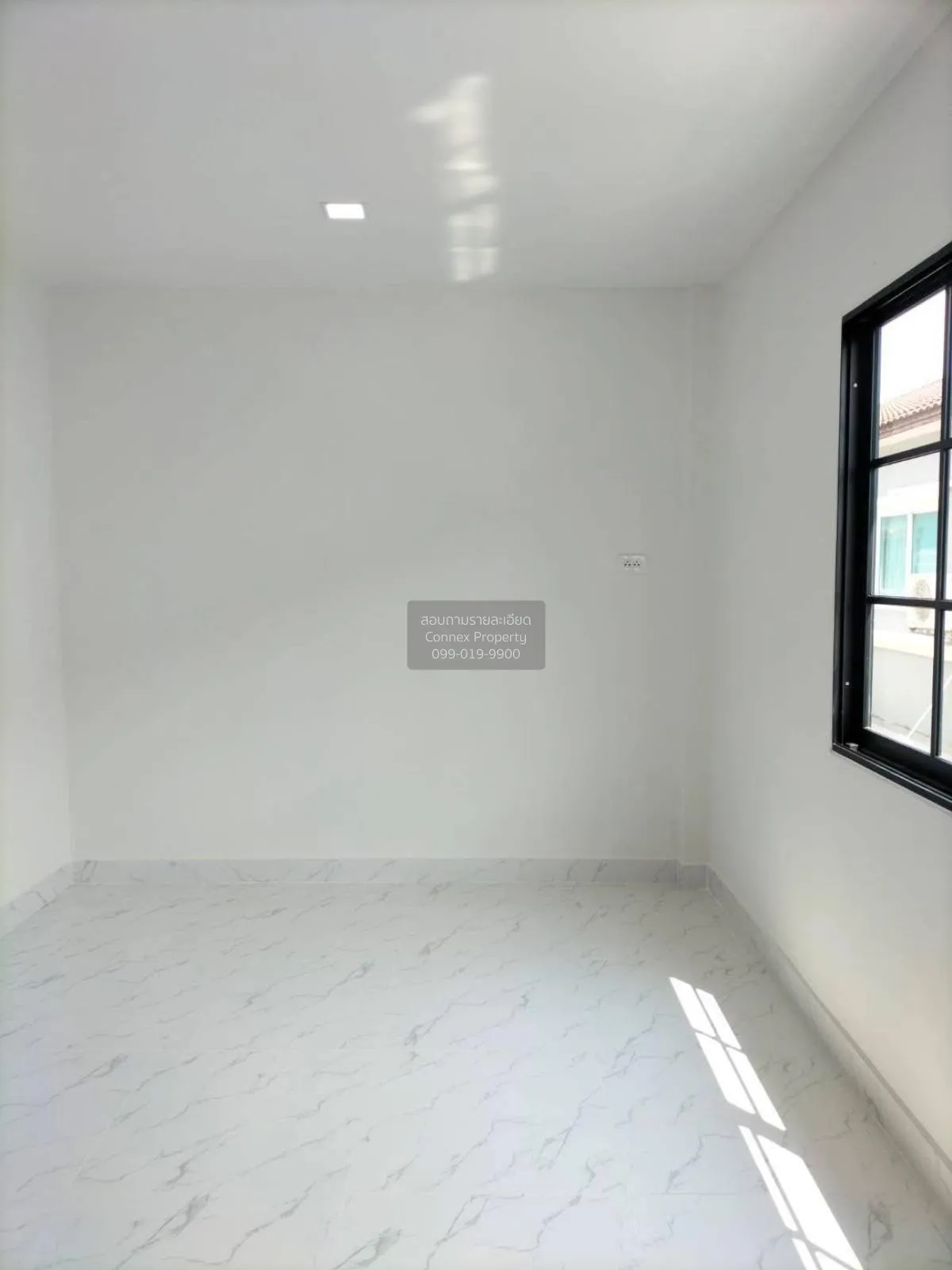 ขายทาวน์เฮ้าส์/ทาวน์โฮม  เค.ซี. คลัสเตอร์ รามอินทรา - ซาฟารี สามว