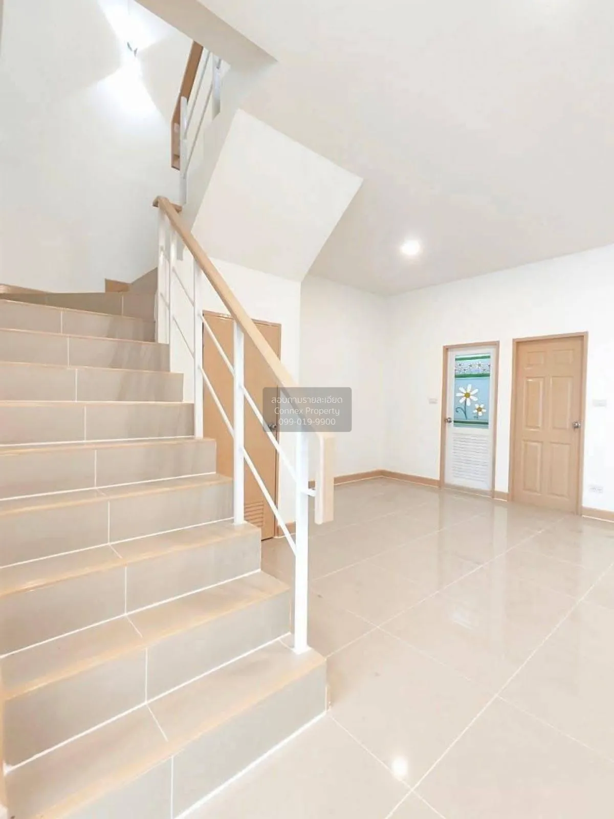 ขายทาวน์เฮ้าส์/ทาวน์โฮม  เดอะ มันนี่ พันธุวงษ์ หน้ากว้าง รีโนเวทใ