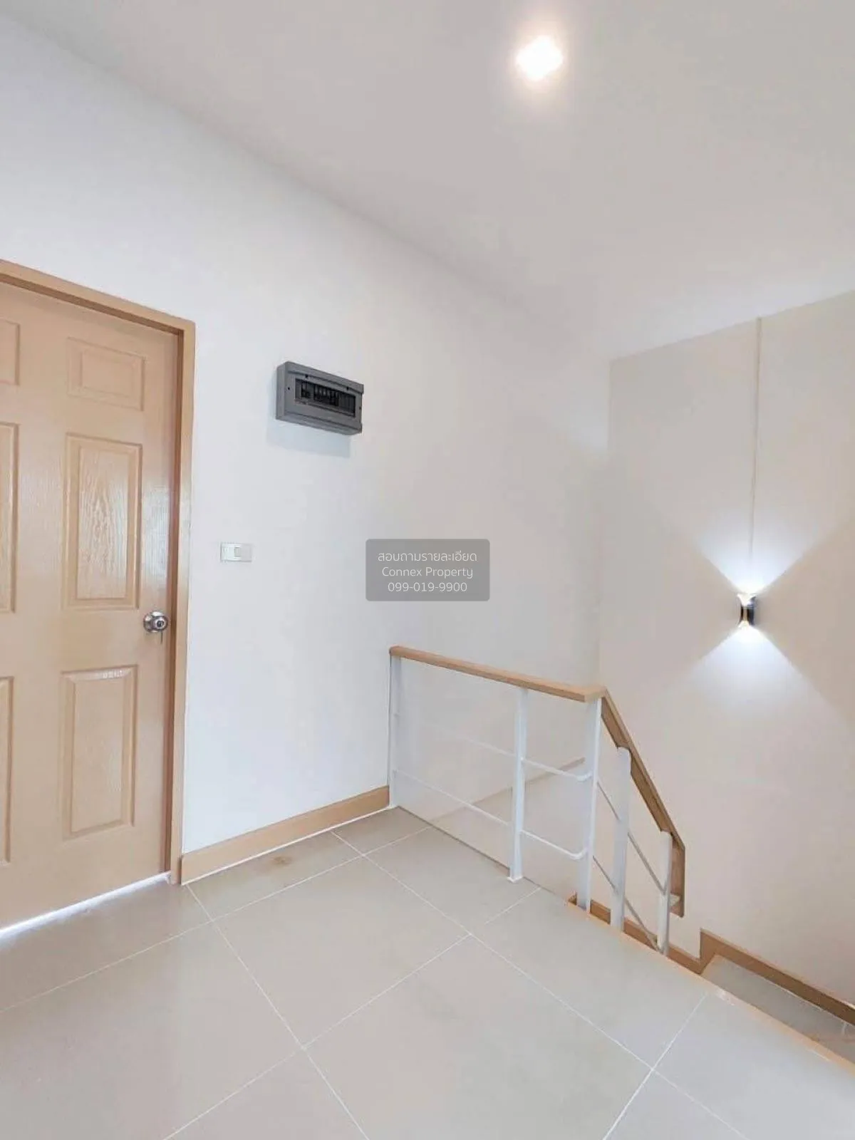 ขายทาวน์เฮ้าส์/ทาวน์โฮม  เดอะ มันนี่ พันธุวงษ์ หน้ากว้าง รีโนเวทใ