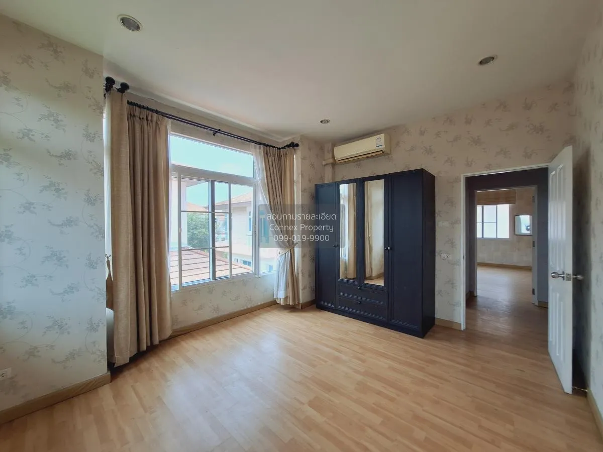 For Sale House , The Boulevard Sriracha , corner unit , Surasak ,