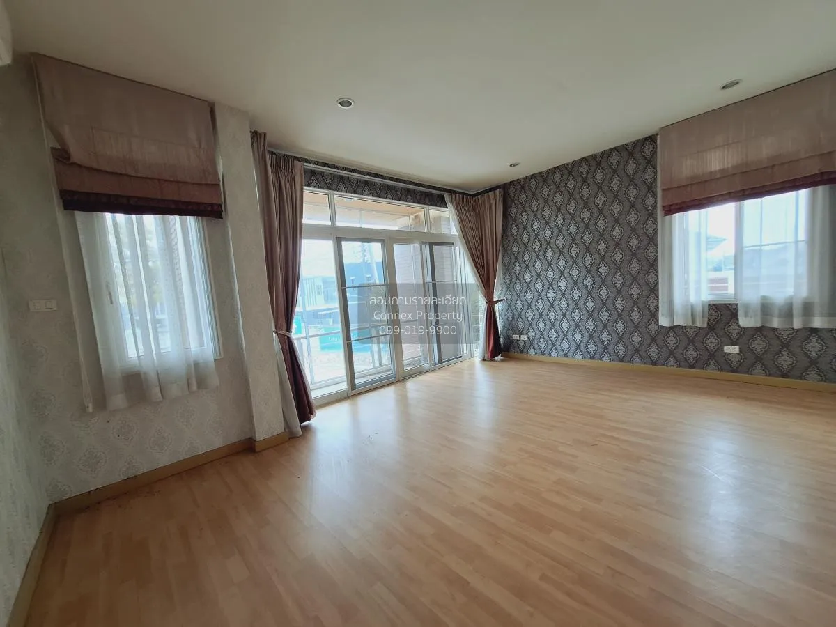 For Sale House , The Boulevard Sriracha , corner unit , Surasak ,