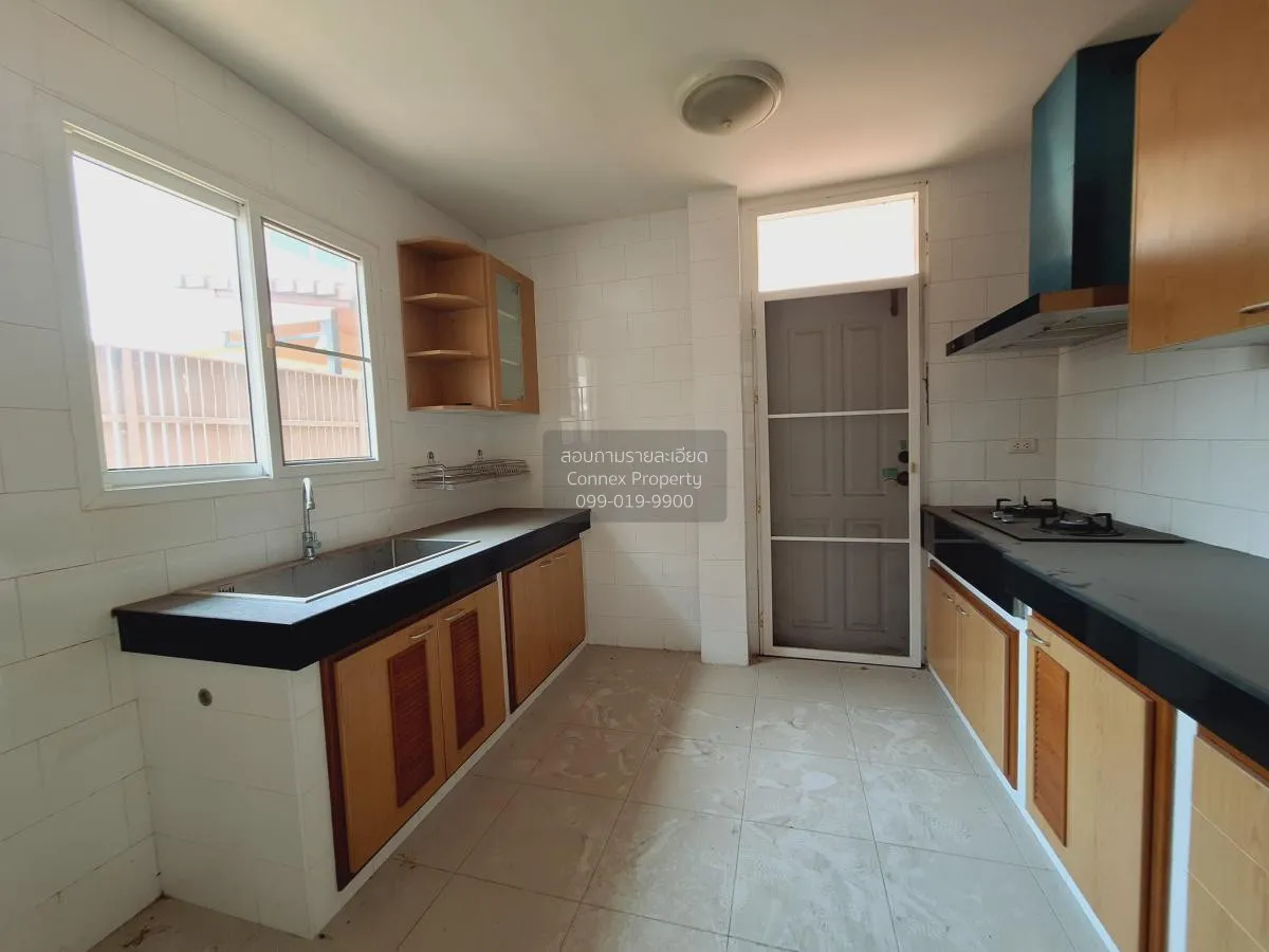 For Sale House , The Boulevard Sriracha , corner unit , Surasak ,