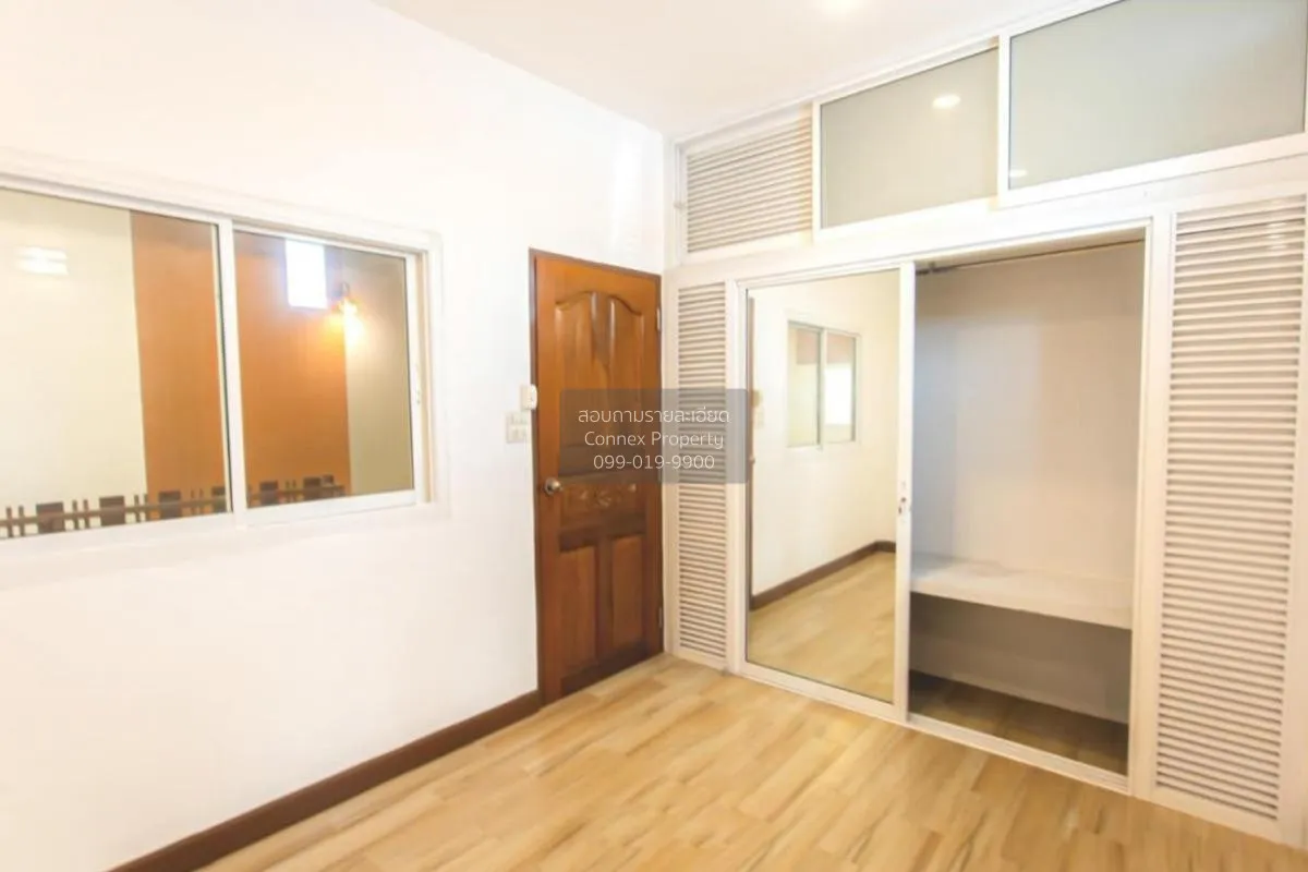 For Sale Townhouse/Townhome  , Friendship Village , newly renovat