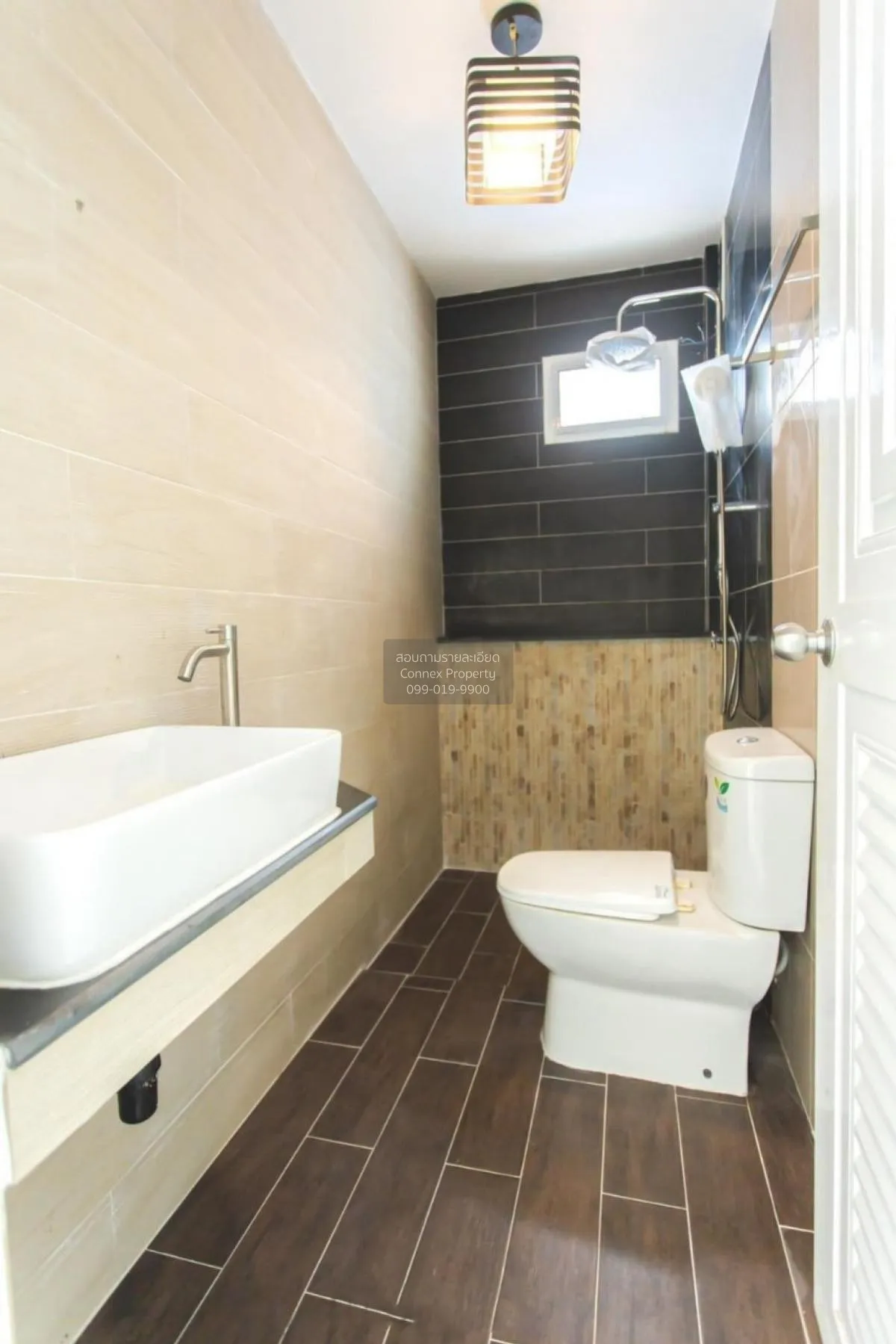 For Sale Townhouse/Townhome  , Friendship Village , newly renovat