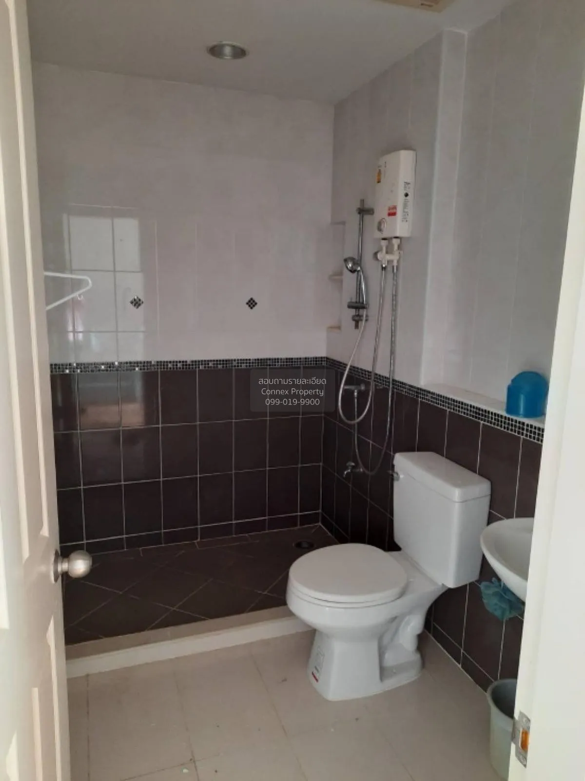 ขายทาวน์เฮ้าส์/ทาวน์โฮม  บ้านกลางเมือง เอส - เซ้นส์ ศรีนครินทร์ ห 4