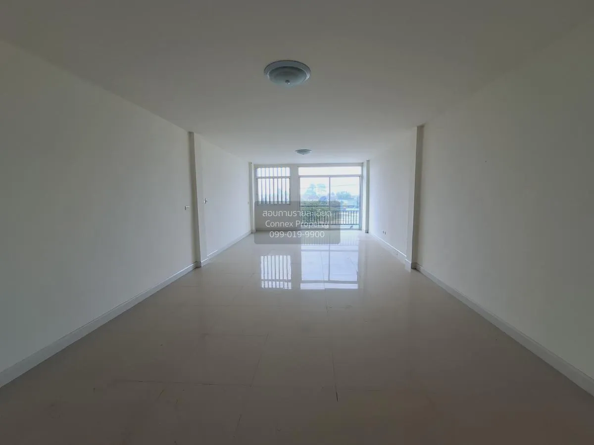 For Sale Commercial Building , The Living Sriracha , Surasak , Si