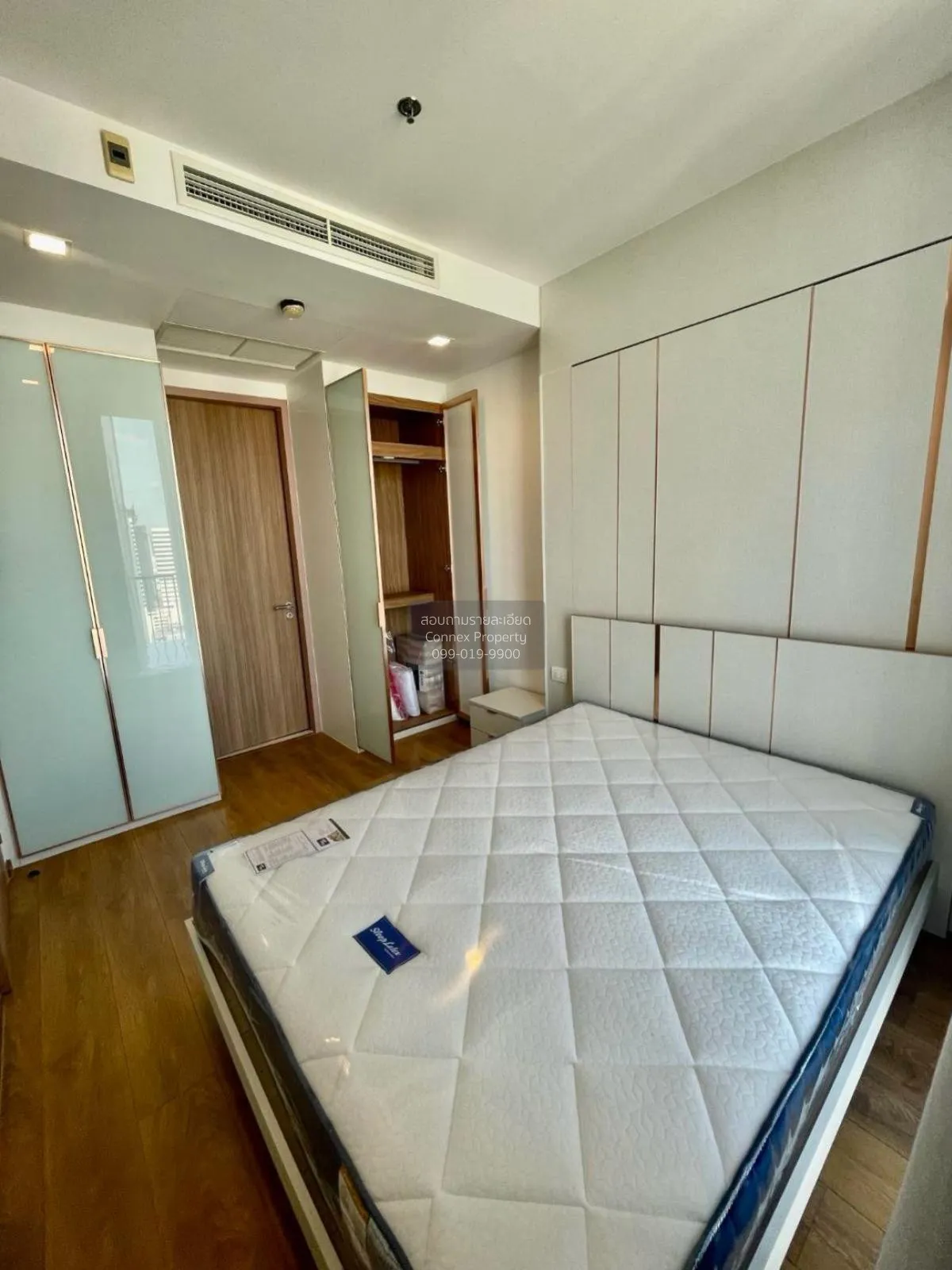 For Sale Condo , Noble BE 33 , high floor , wide frontage , BTS-P 4