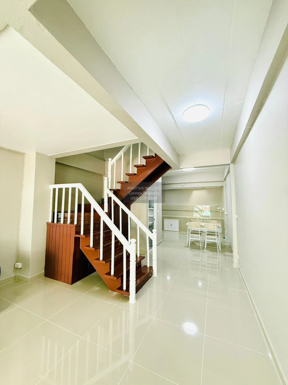 ขายทาวน์เฮ้าส์/ทาวน์โฮม  บ้านนริศา บ้านกล้วย-ไทรน้อย รีโนเวทใหม่ 