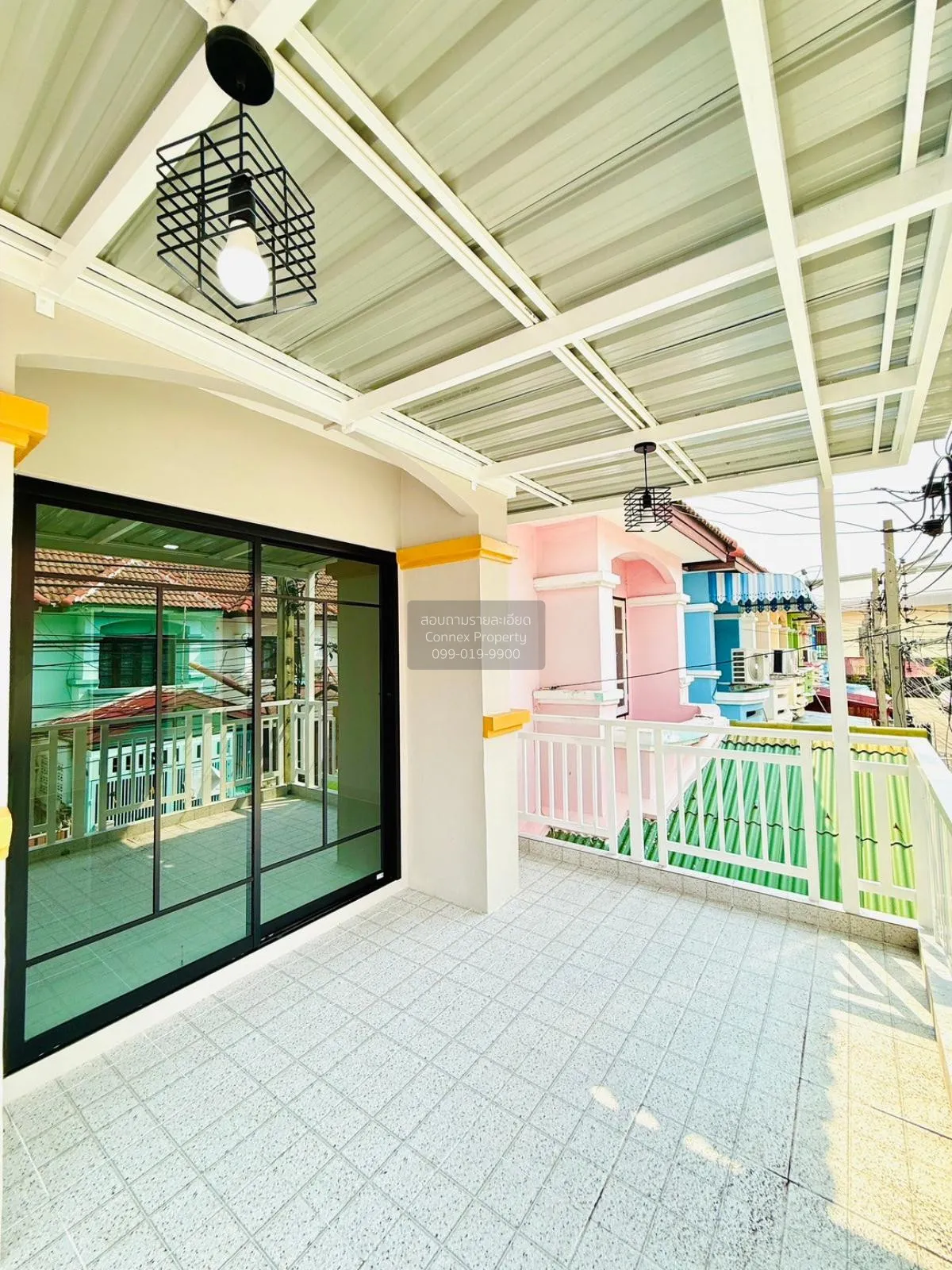 ขายทาวน์เฮ้าส์/ทาวน์โฮม  บ้านนริศา บ้านกล้วย-ไทรน้อย รีโนเวทใหม่ 