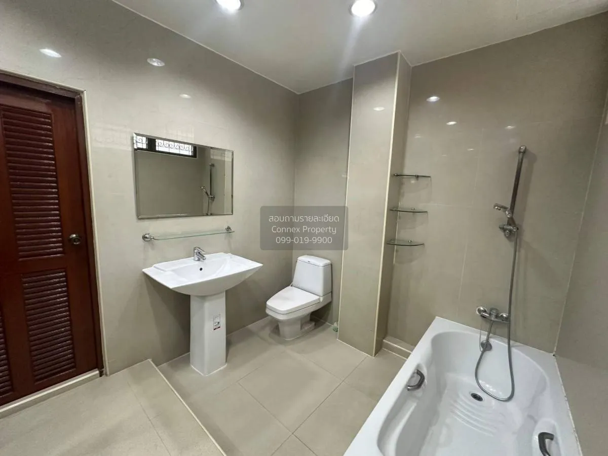 ขายทาวน์เฮ้าส์/ทาวน์โฮม  บ้านเดี่ยว เอกมัย ห้องมุม หน้ากว้าง รีโน