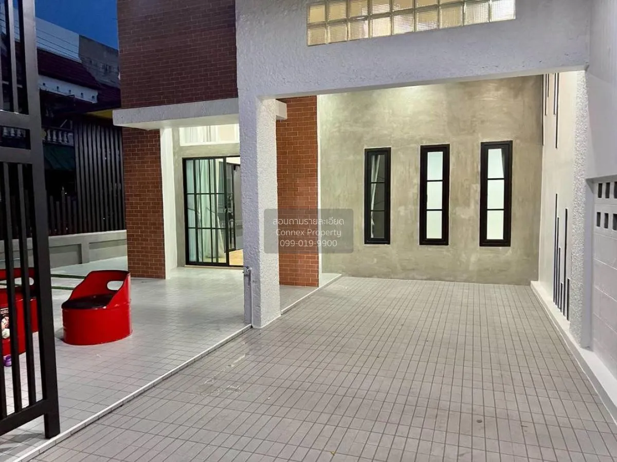 ขายทาวน์เฮ้าส์/ทาวน์โฮม  ชมฟ้า-วรางกูล คลอง 2 ห้องมุม รีโนเวทใหม่ 3