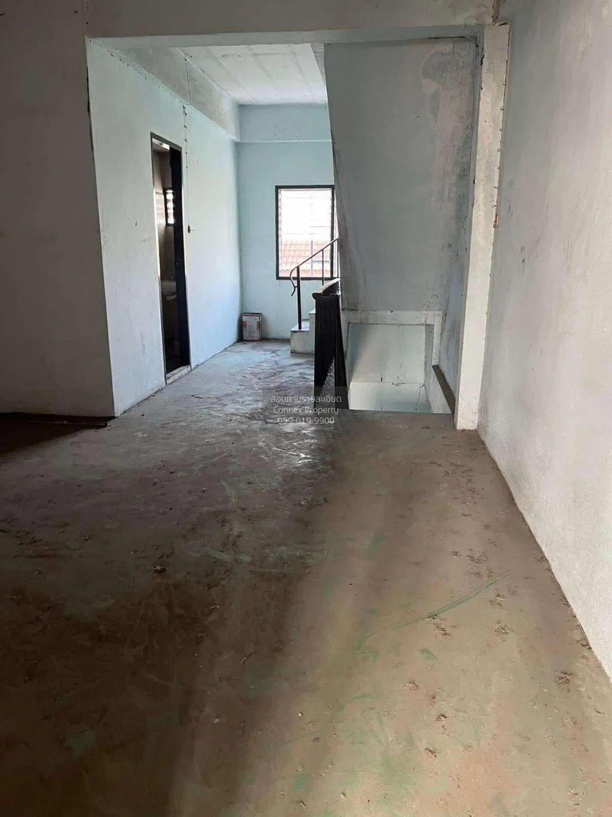 ขายขายอาคารพาณิชย์ อยู่ถนนร่มเกล้า 25/3 คลองสามประเวศ เขต ลาดกระบ 4