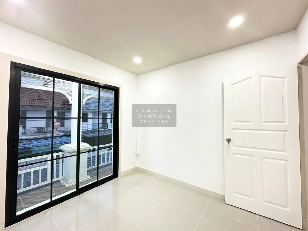 ขายทาวน์เฮ้าส์/ทาวน์โฮม  บ้านบัวทอง 4 บ้านกล้วย-ไทรน้อย รีโนเวทให