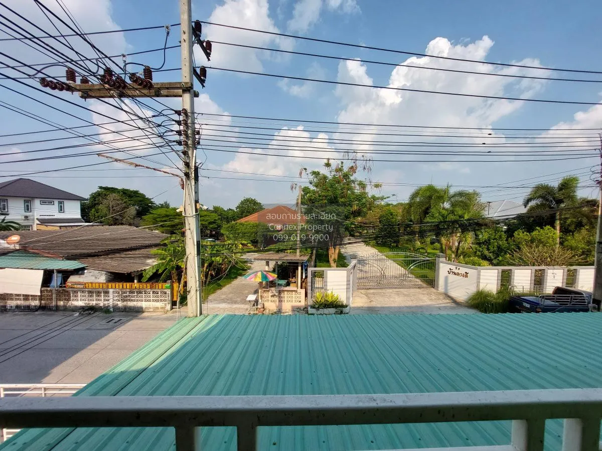 For Sale Townhouse/Townhome  , Sompratthana , corner unit , wide 