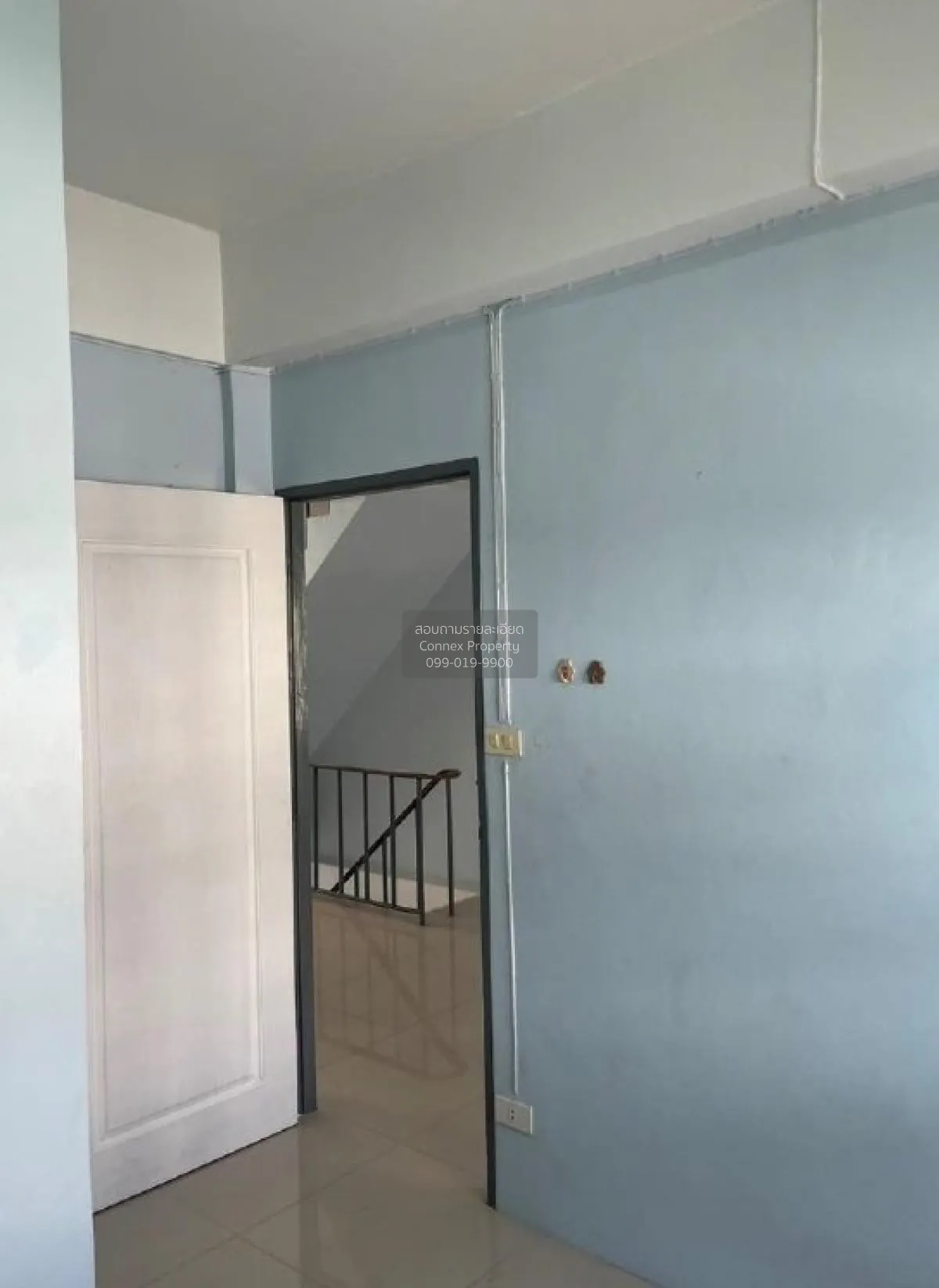 For Sale 2 - storey townhouse 92 sq m. Bangsaen Sai 3 Chonburi , 