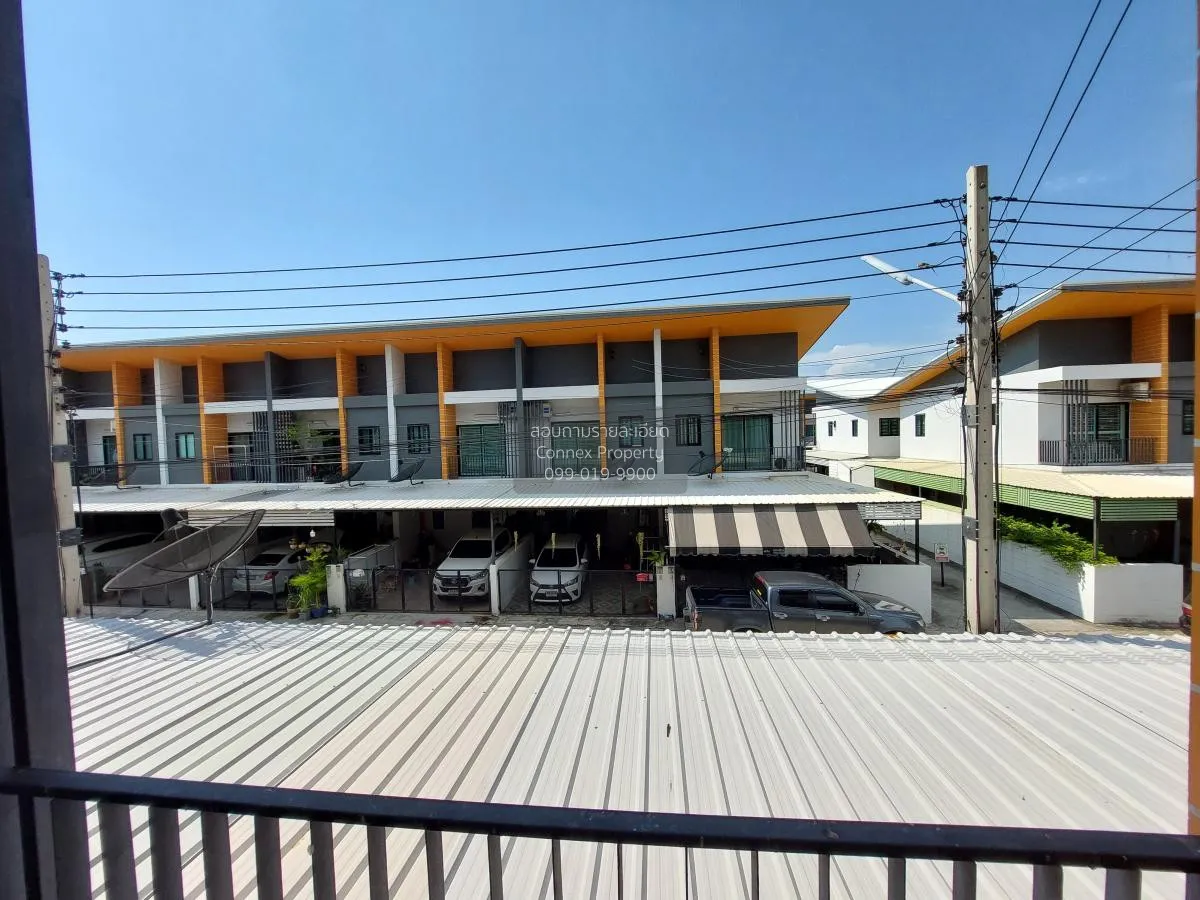 For Sale Townhouse/Townhome  , Nirandha Chonburi , Don Hua Lo , M 4
