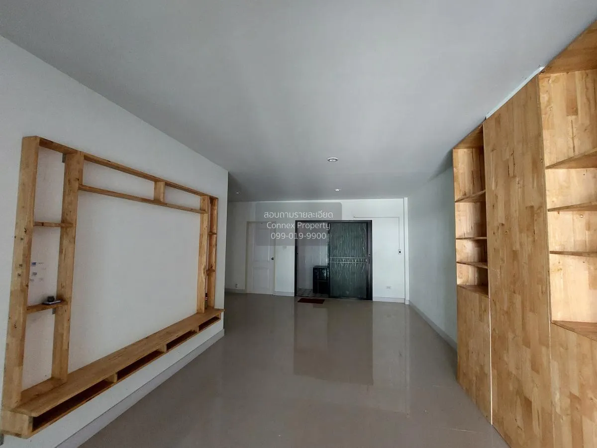 For Sale Townhouse/Townhome  , Nirandha Chonburi , Don Hua Lo , M