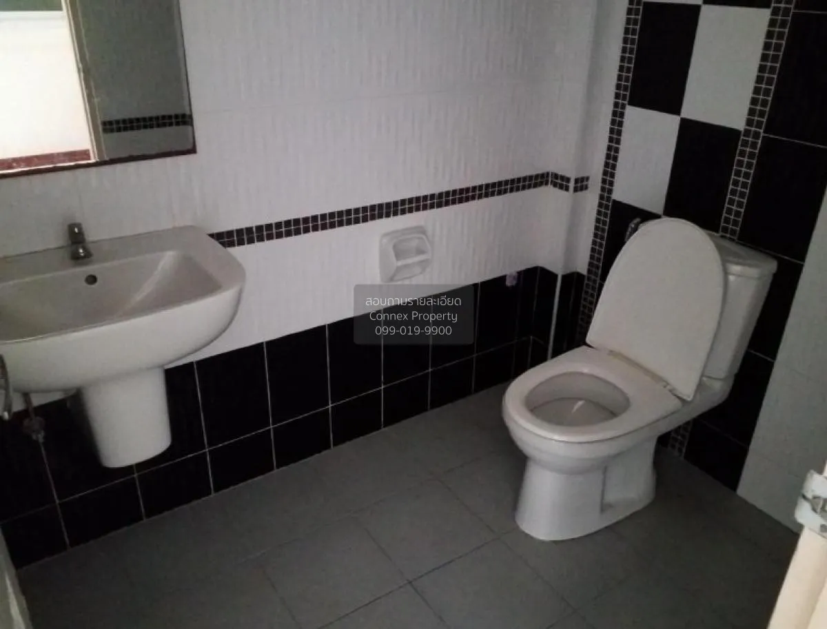 For Sale Townhouse/Townhome  , Baan Aun Ai Rak Nong Mai Daeng-Ama