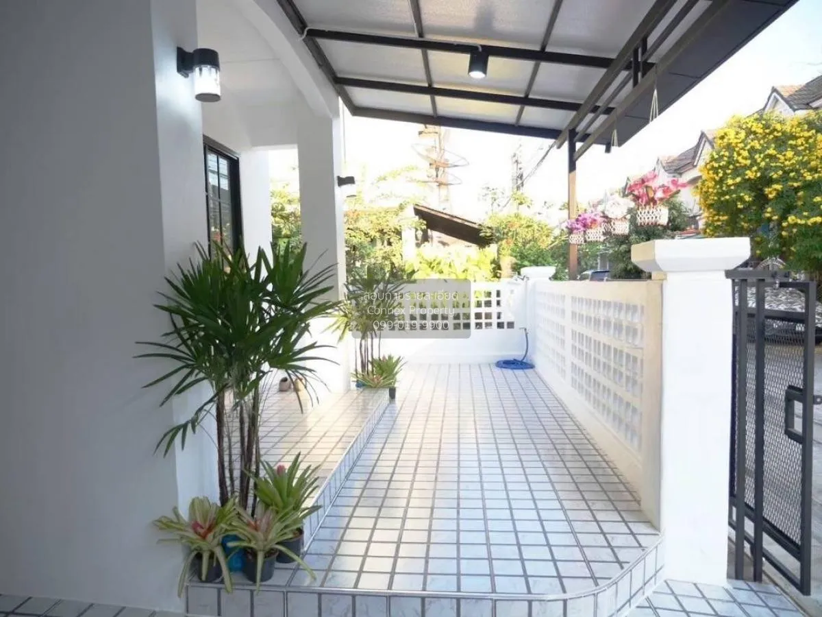 For Sale Townhouse/Townhome  , Budsarin Wongwaen-Rattanathibet ,  3