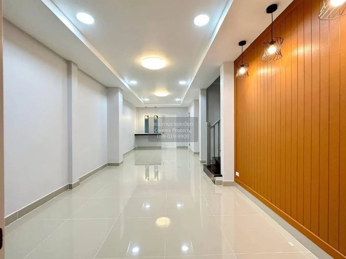 ขายทาวน์เฮ้าส์/ทาวน์โฮม  บ้านปิยวรารมย์ 1 รีโนเวทใหม่ บางบัวทอง บ