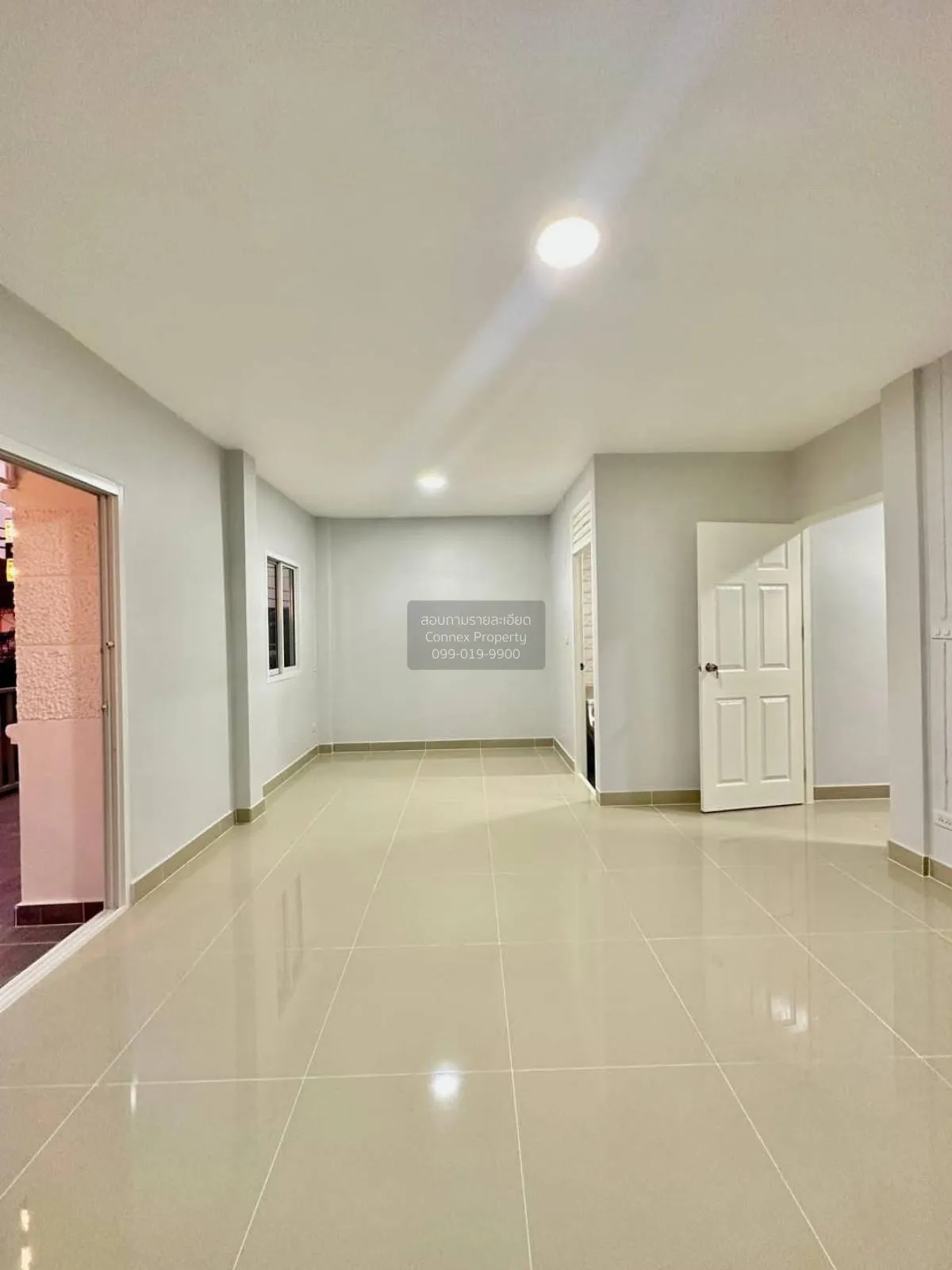 ขายทาวน์เฮ้าส์/ทาวน์โฮม  บ้านปิยวรารมย์ 1 รีโนเวทใหม่ บางบัวทอง บ