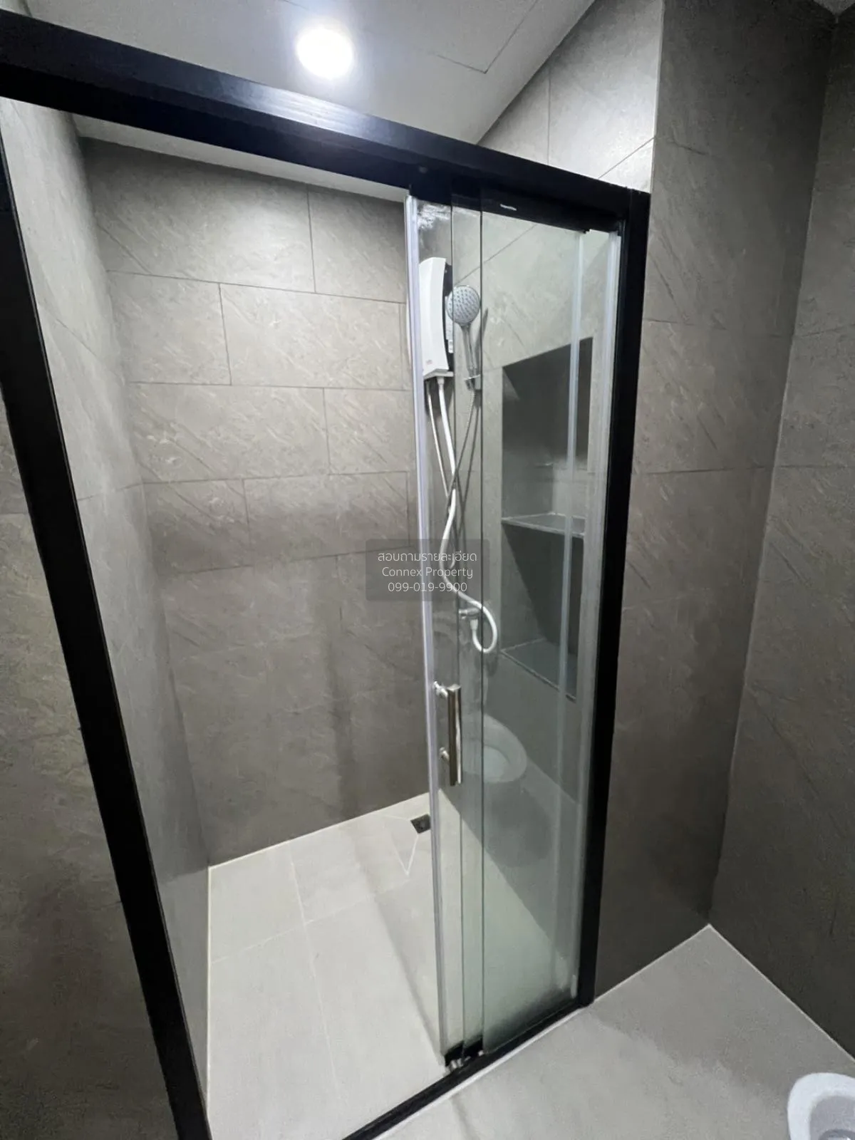 For Rent Condo , The LIVIN Phetkasem , high floor , MRT-Phasi Cha