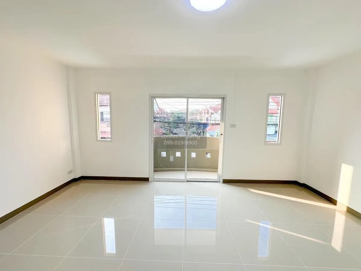 ขายทาวน์เฮ้าส์/ทาวน์โฮม  สวีทโฮม ปาร์ค บางบัวทอง รีโนเวทใหม่ บางบ