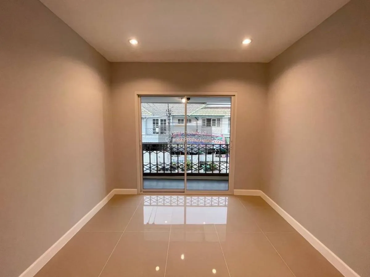 ขายทาวน์เฮ้าส์/ทาวน์โฮม  บ้านพฤกษา 14 บี บางบัวทอง รีโนเวทใหม่ บา