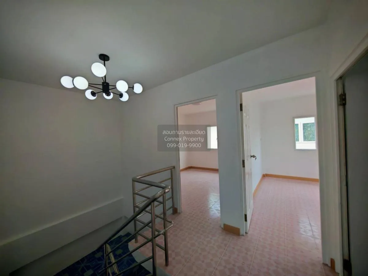 ขายทาวน์เฮ้าส์/ทาวน์โฮม  เฟื่องฟ้าวิลล่า 11 เฟส 4 ห้องมุม รีโนเวท