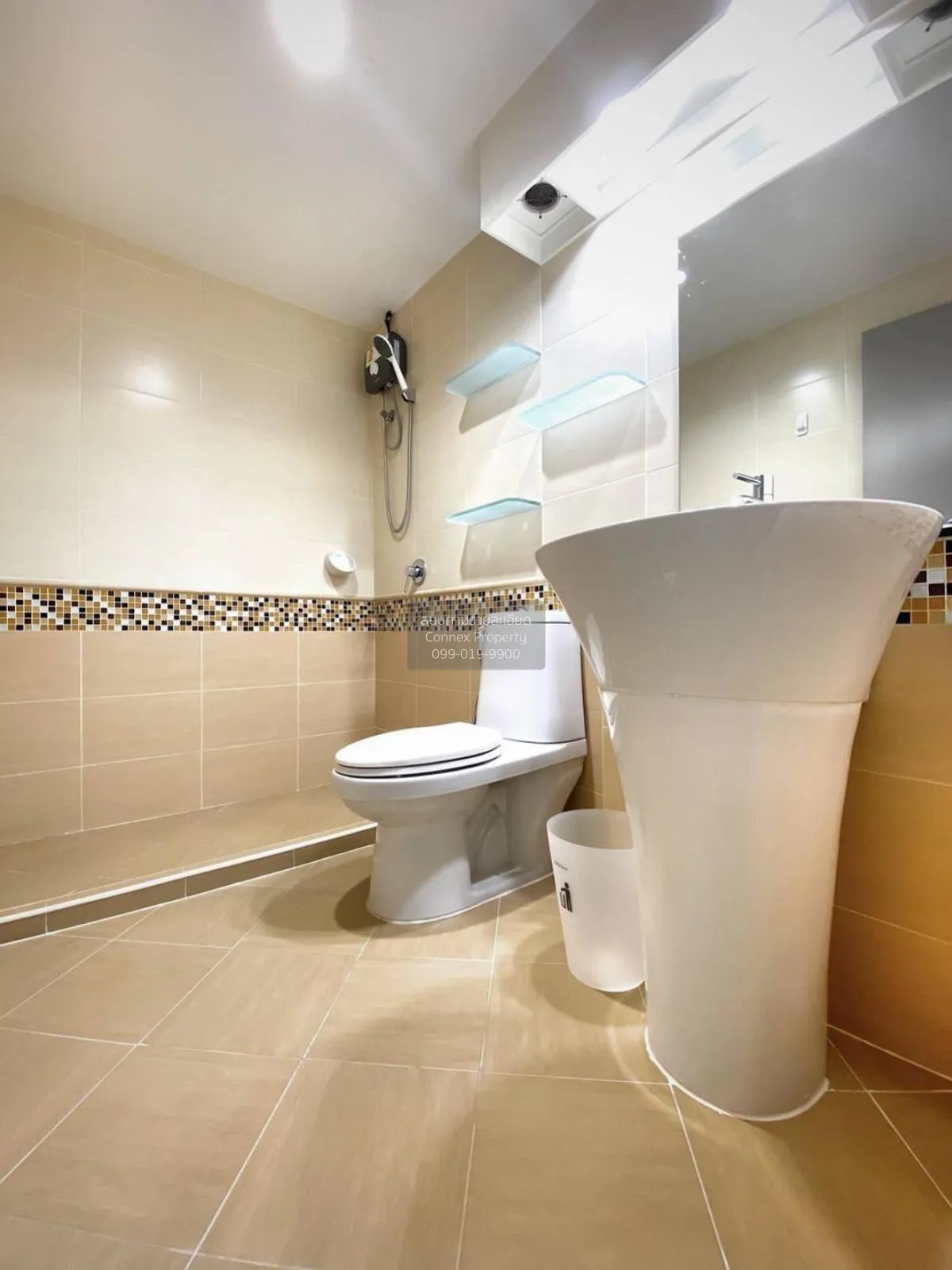 เช่าคอนโด  เดอะ วอเตอร์ฟอร์ด สุขุมวิท 50 BTS-พระโขนง พระโขนง เขต 