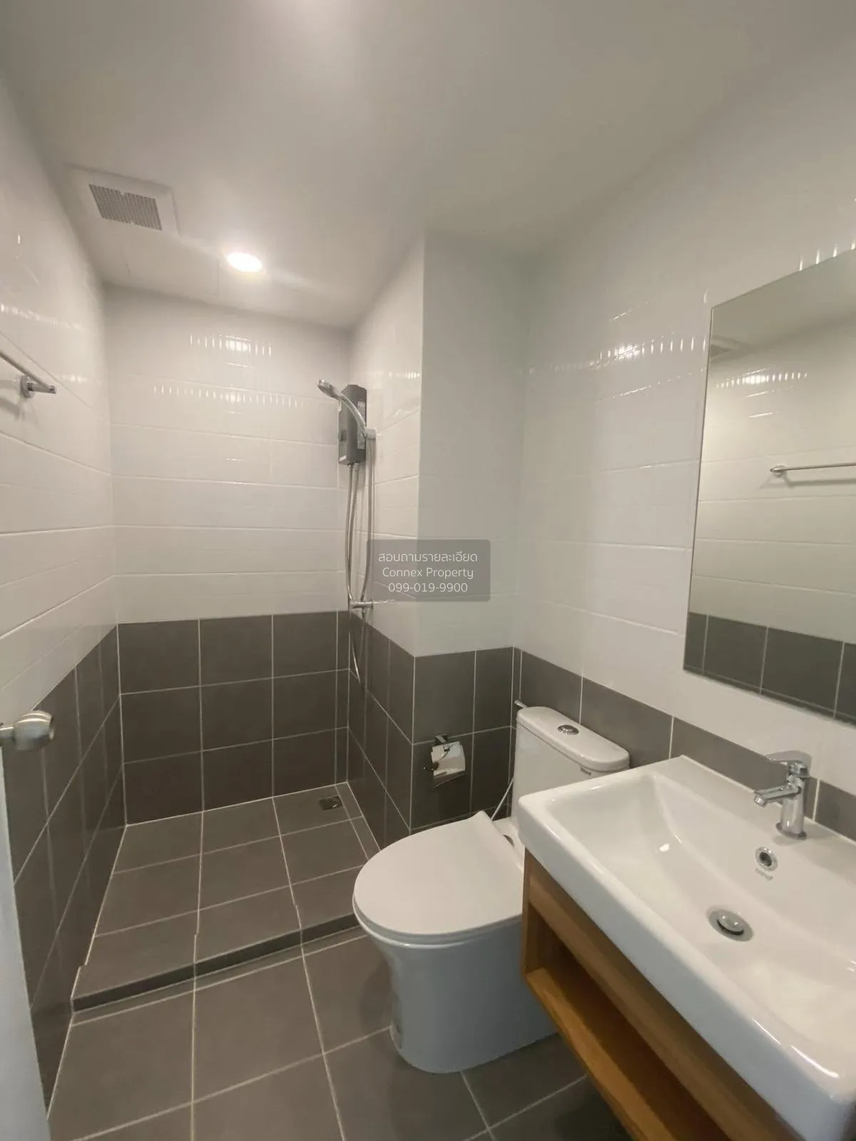 เช่าคอนโด  เฟล็กซี่ สาทร - เจริญนคร BTS-กรุงธนบุรี บางลำภูล่าง เข