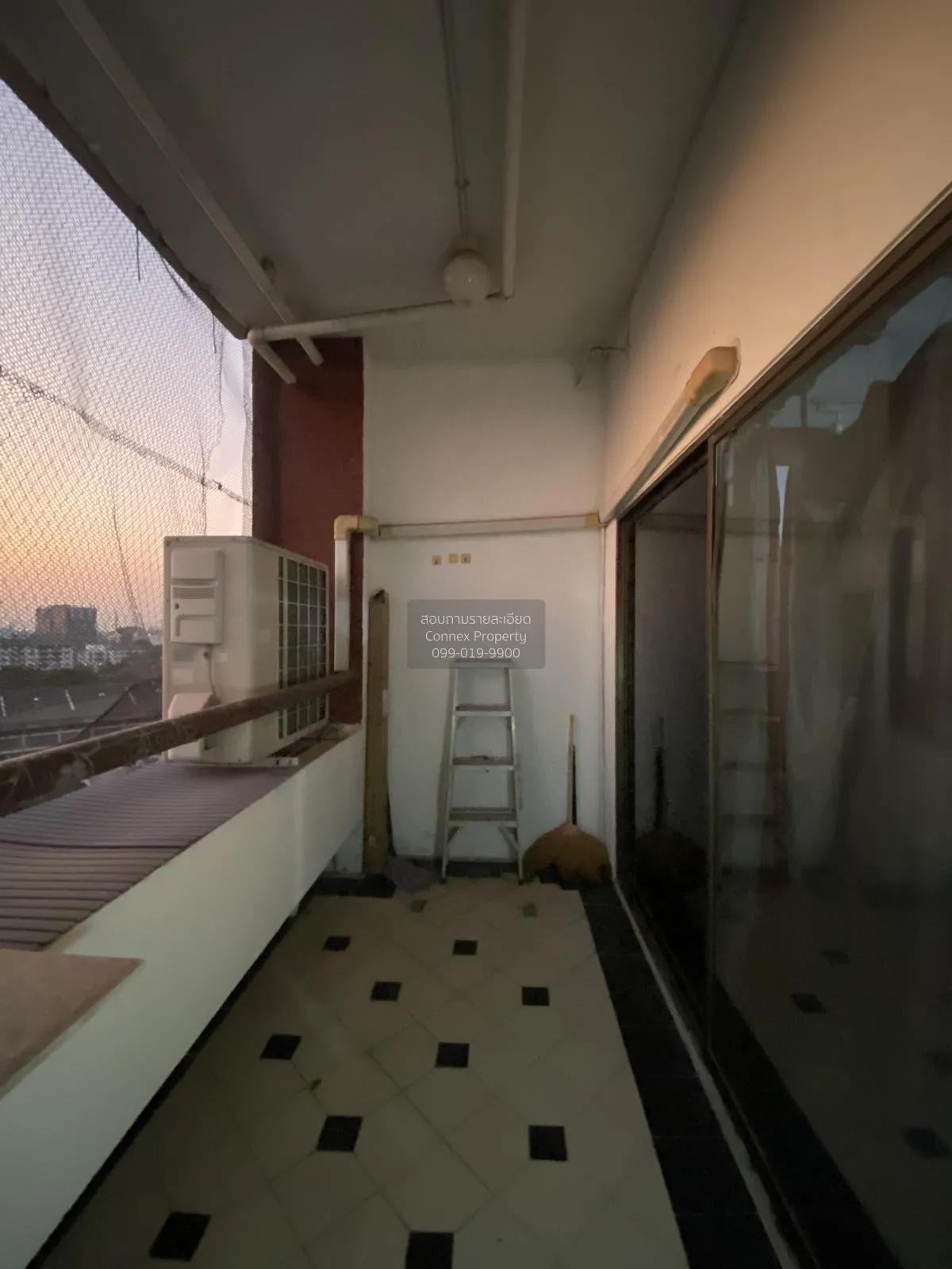 ขายคอนโด  คันทรี คอมเพล็กซ์ BTS-บางนา พระโขนง เขต บางนา กรุงเทพ C