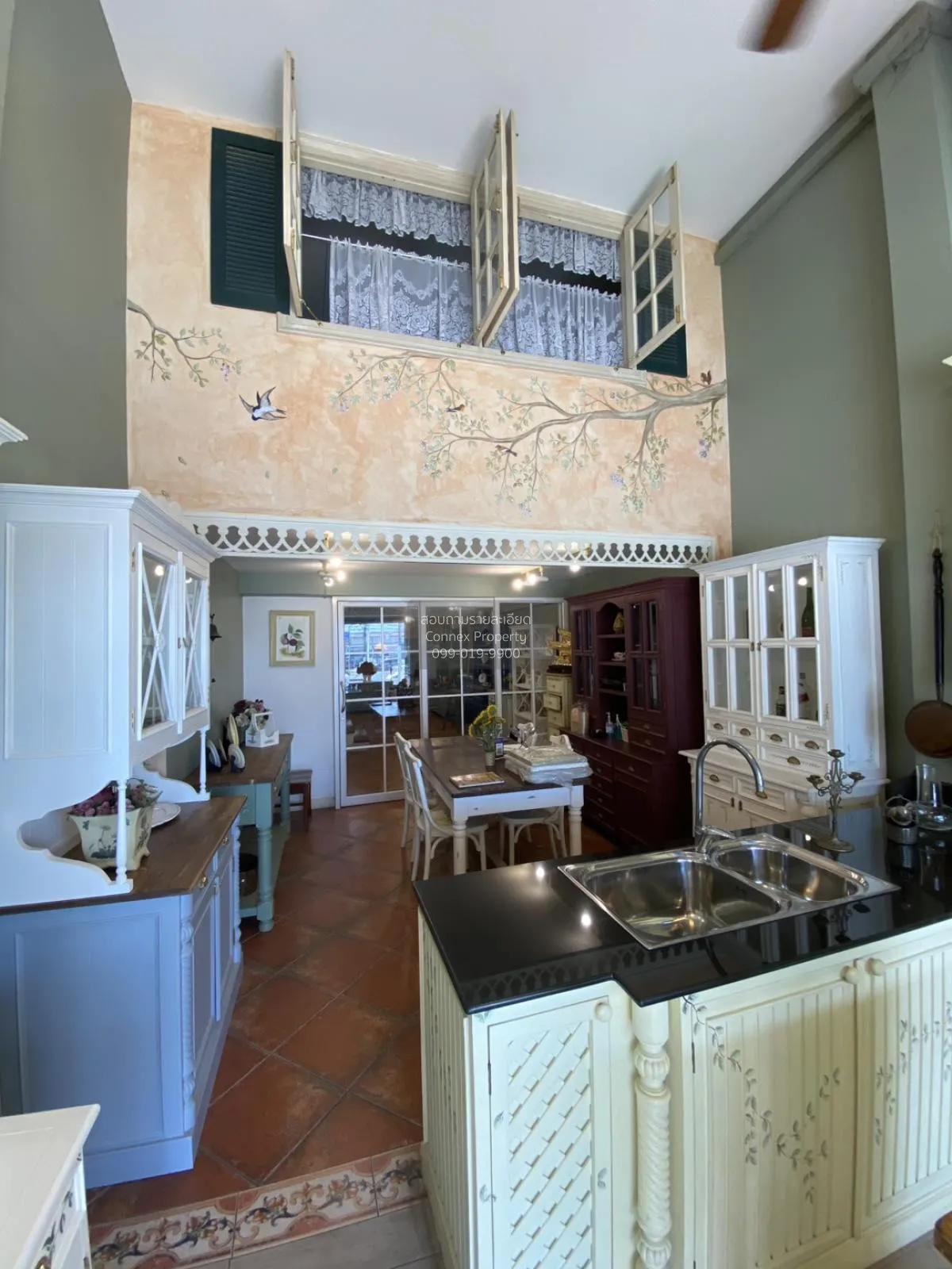 For Sale 4-storey commercial building, Srinakarin Road , Samrong  3