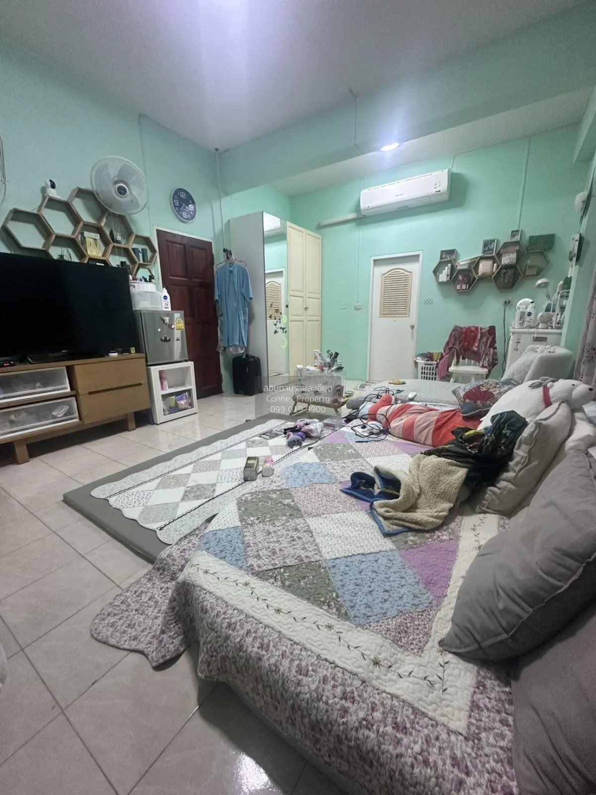 For Rent  3-storey commercial building, Tha Chang , Tha Chang , M 2