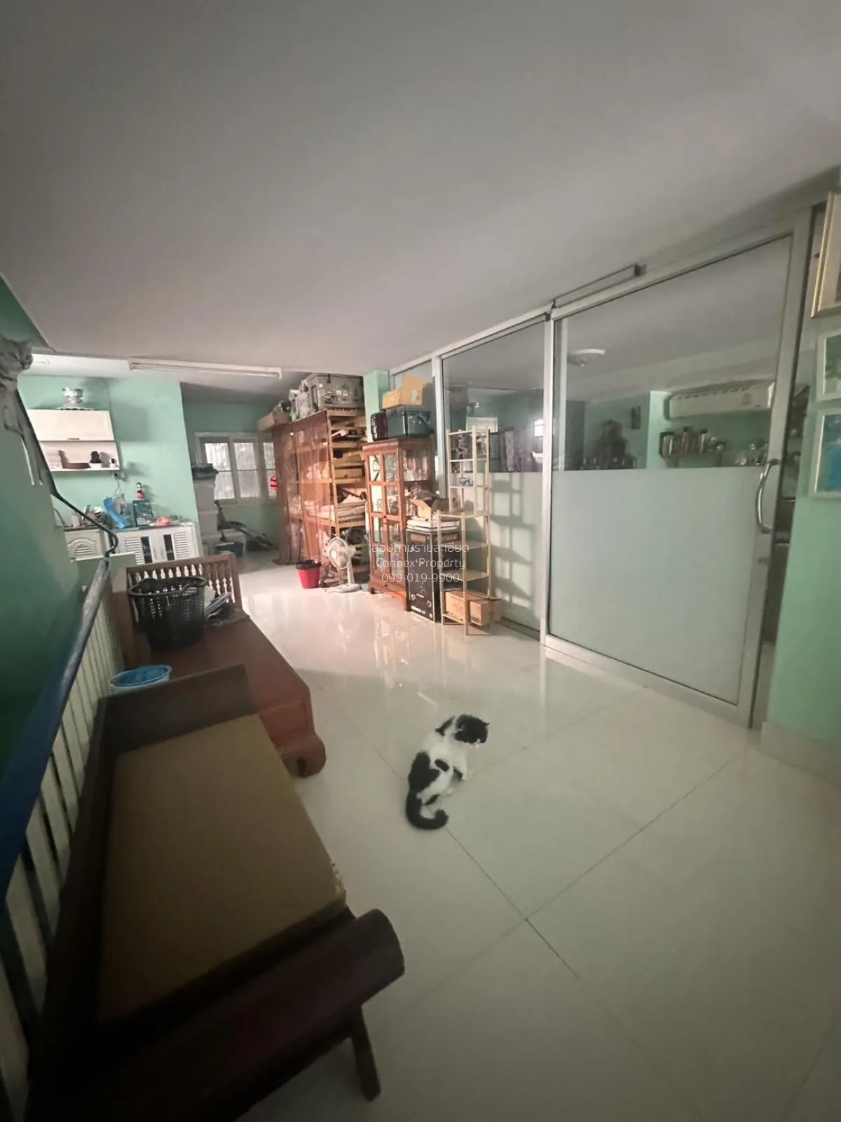 For Sale 3-storey commercial building, Tha Chang , Tha Chang , Mu