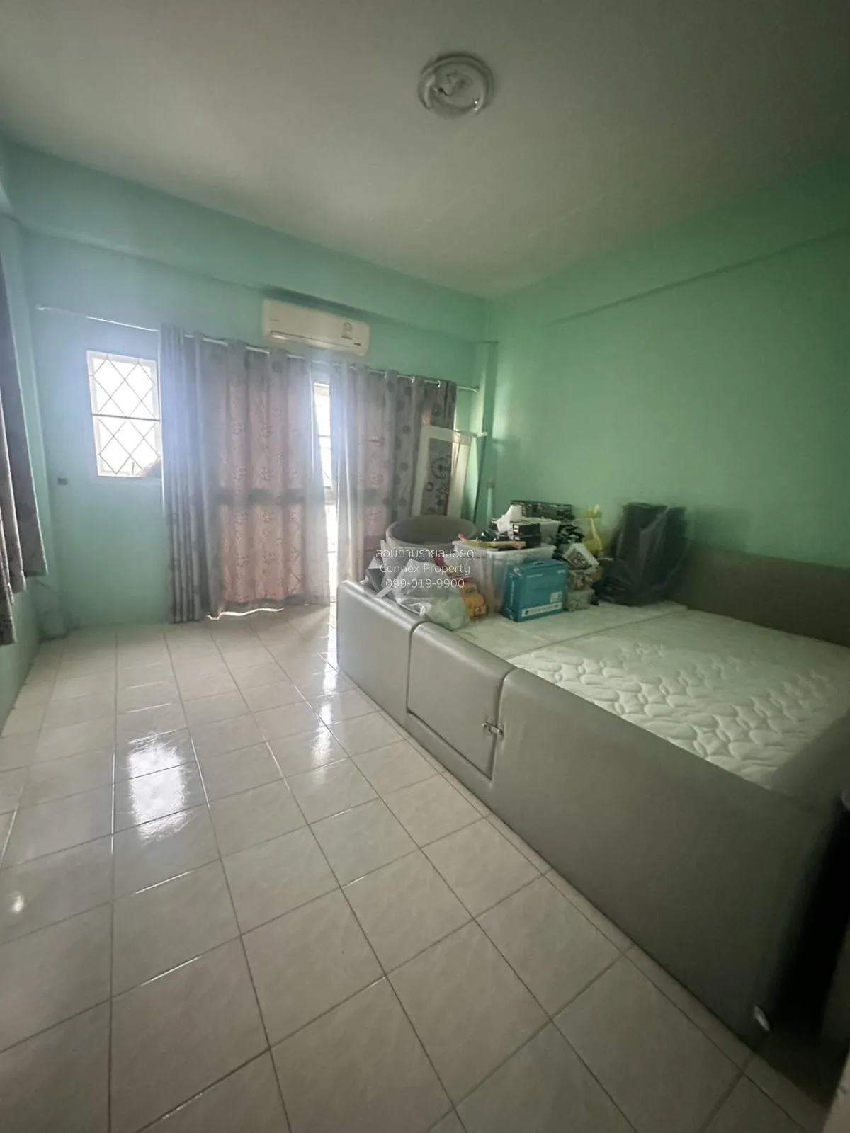 For Sale 3-storey commercial building, Tha Chang , Tha Chang , Mu