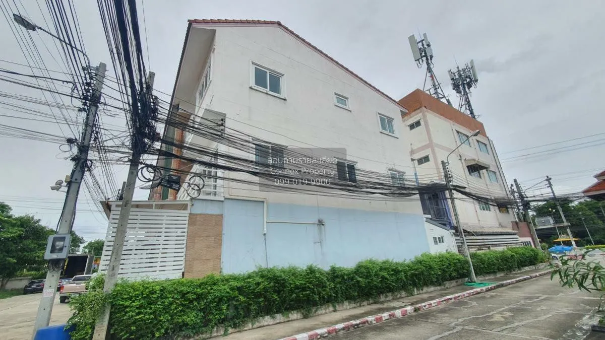 เช่าทาวน์เฮ้าส์/ทาวน์โฮม  โฮม อินทาวน์ พหลโยธิน 73 BTS-แยก คปอ. ส 4