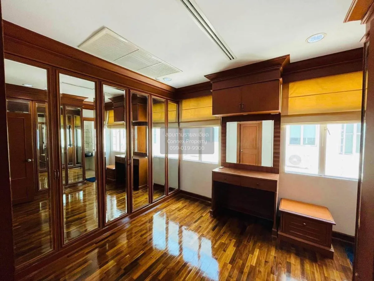 เช่าทาวน์เฮ้าส์/ทาวน์โฮม  บ้านกลางกรุง ทองหล่อ BTS-ทองหล่อ คลองตั 3