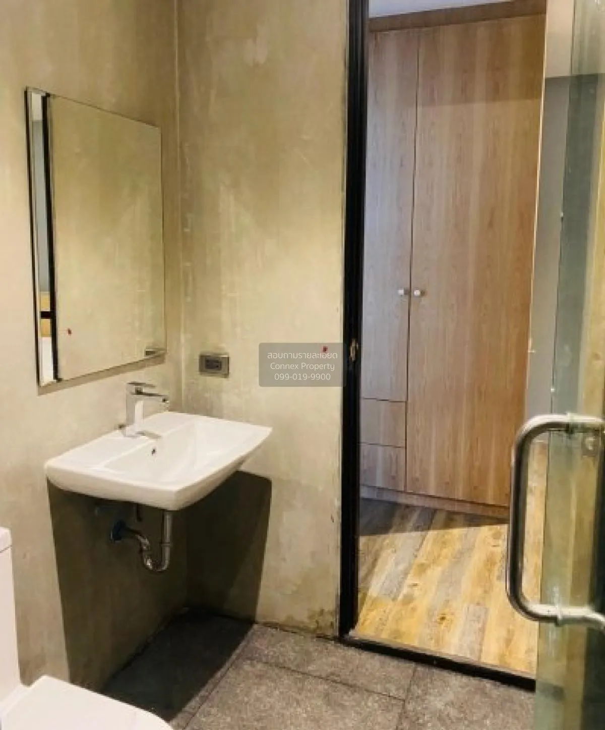 ขายคอนโด  ในหาน รีไลฟ์ คอนโดมิเนียม ราไวย์ เมืองภูเก็ต ภูเก็ต CX-