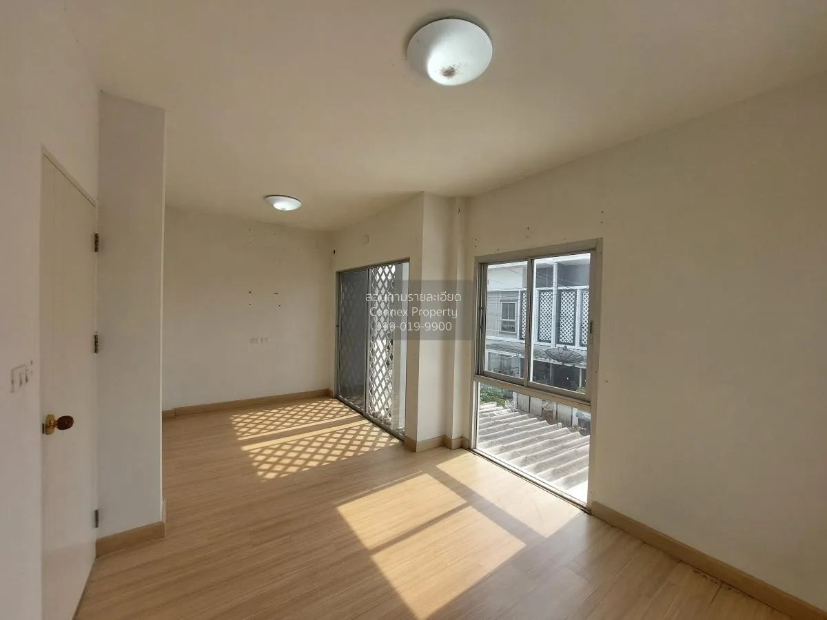 For Sale Townhouse/Townhome  , Preseo Plus One Amata Nakorn-Nong 