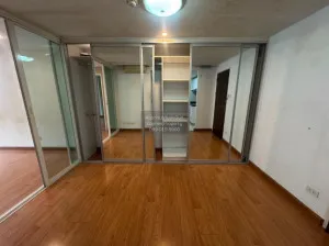 For Rent Condo , Chateau In Town Ratchada 17 , MRT-Sutthisan , Din Daeng , Huai Khwang , Bangkok , CX-119735